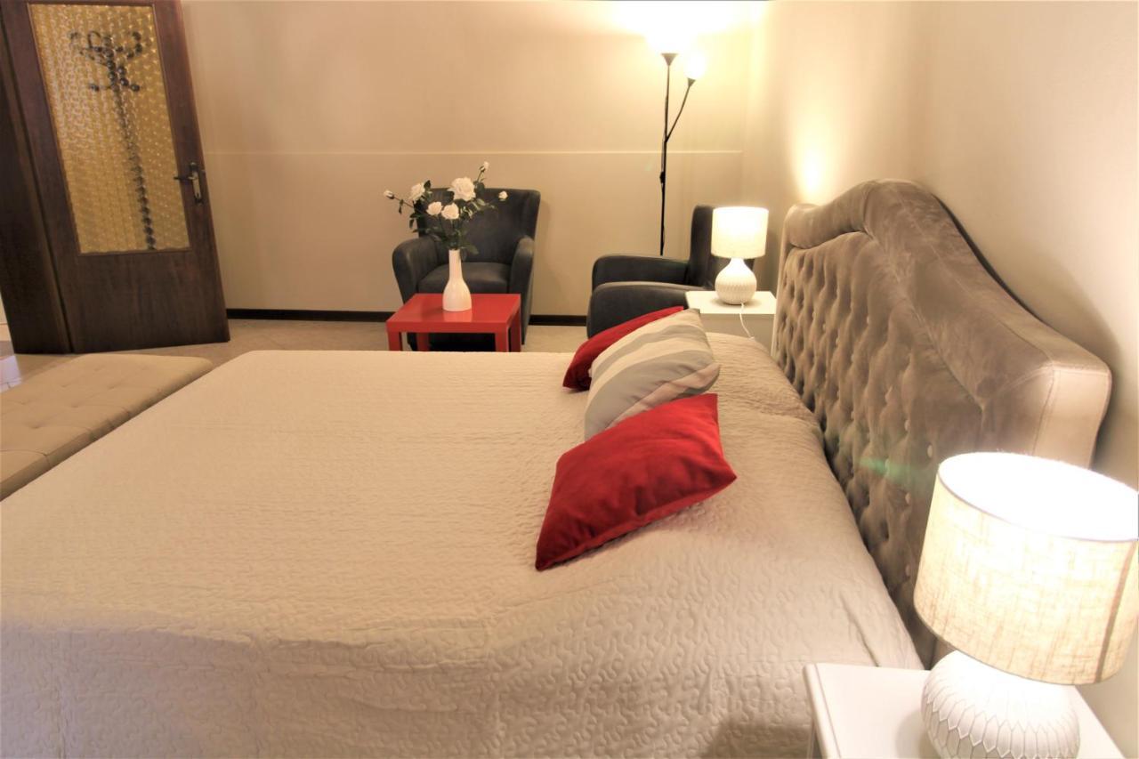 Central And Spacious Apartment Venezia Esterno foto