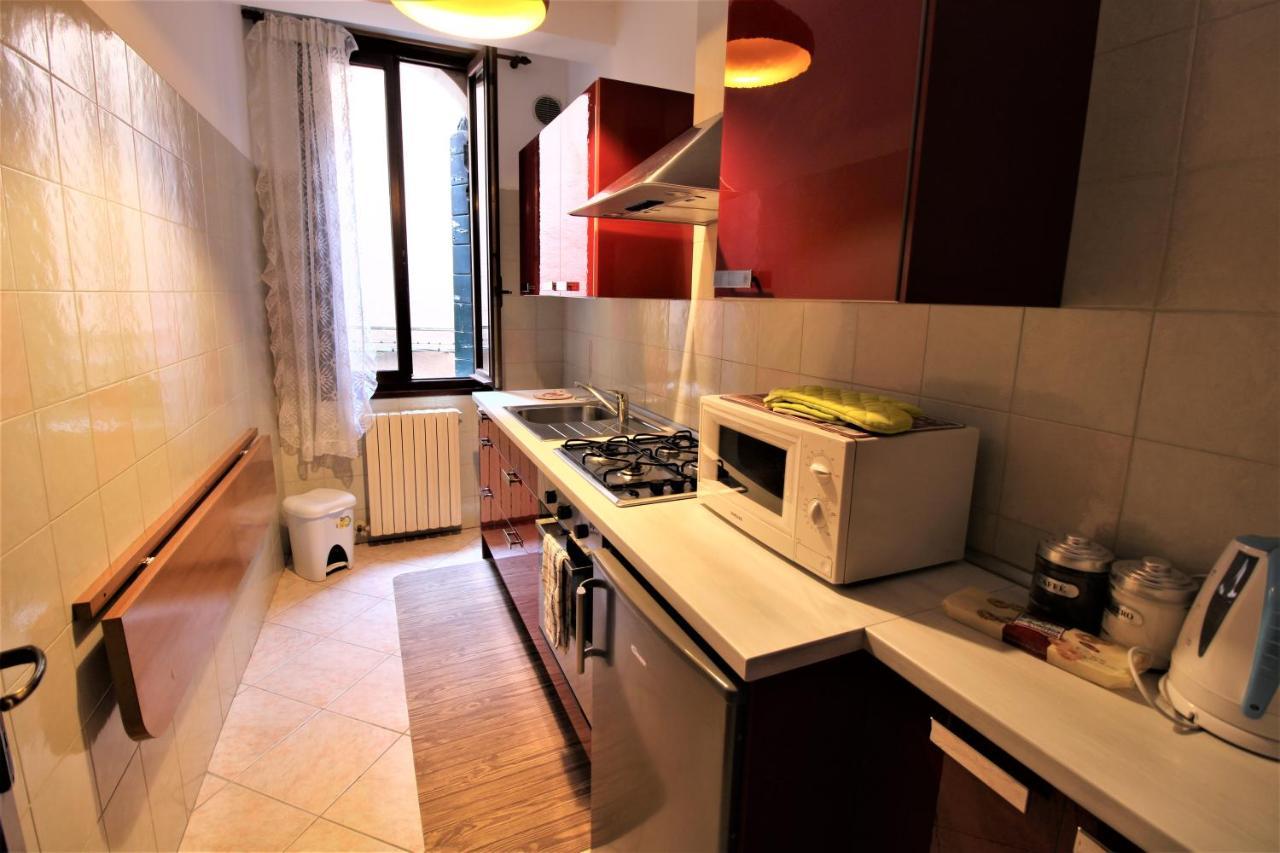 Central And Spacious Apartment Venezia Esterno foto