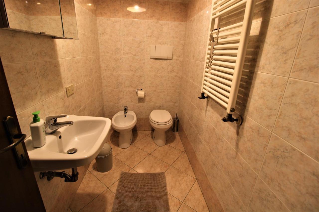 Central And Spacious Apartment Venezia Esterno foto
